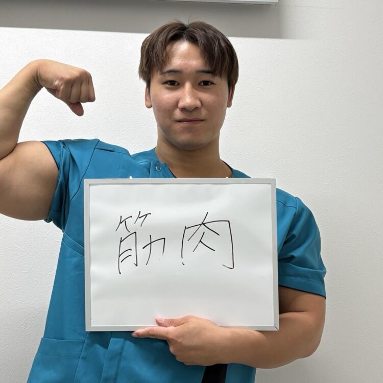 2025年入社　赤澤眞海先生　　　　　リリーこども＆スポーツ専門学校